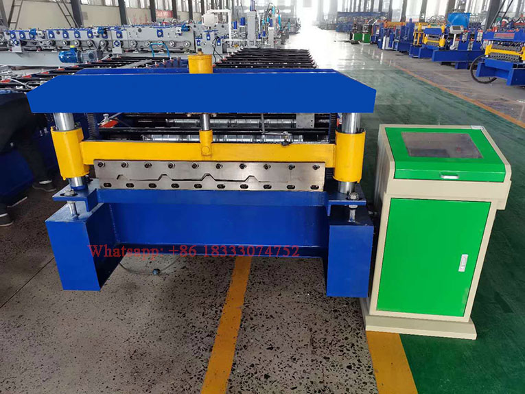 Tuff rib Roof forming machine.jpg