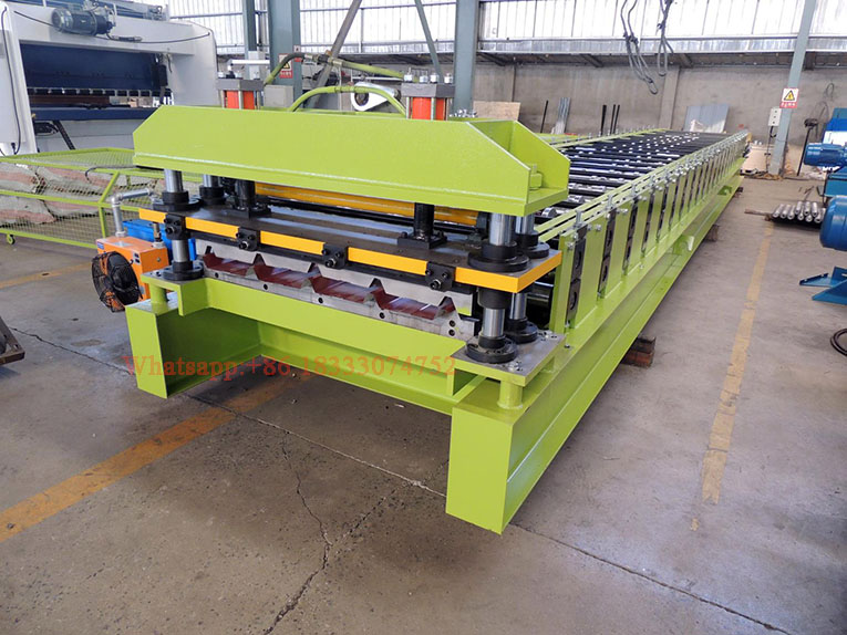 Trimdek steel profile Roofing Machine.jpg