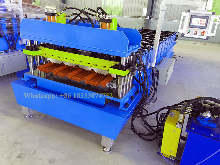 South Africa Versatile Roof Roll Forming Machine.jpg