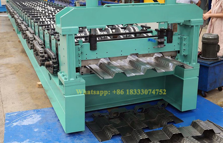 Steel vented roof deck roll forming machine.jpg