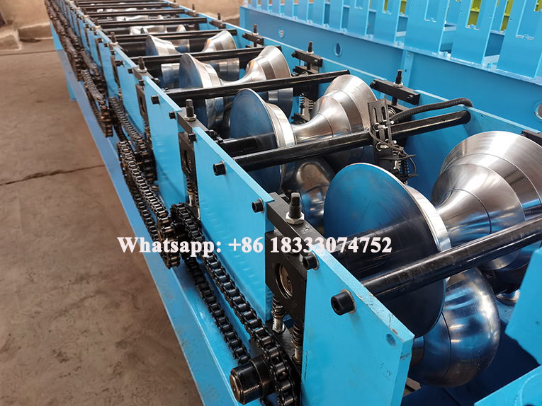 gutter Roof Roll forming machine.jpg