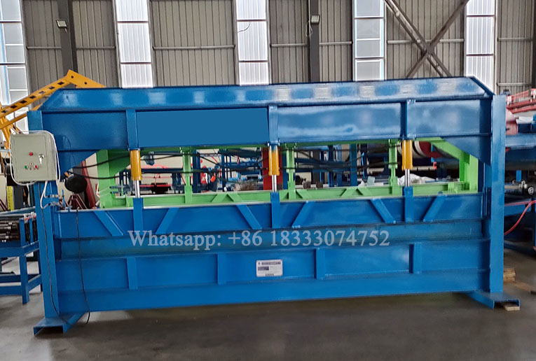 4 meters steel sheet bending machine.jpg